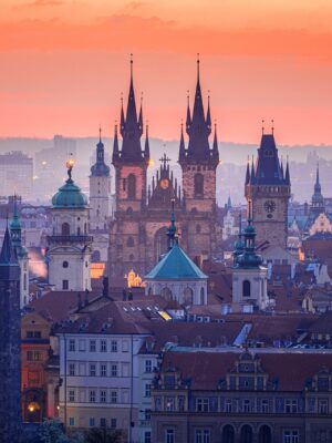 Gran Tour de las Ciudades Imperiales II ( Praga, Karlovy Vary, Viena, Budapest, Recodo del Danubio, San Andrés)-«Salidas desde Pamplona»