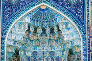 UZBEKISTÁN PETIT COMITÉ. Salida desde Pamplona 30 Septiembre al 11 Octubre.