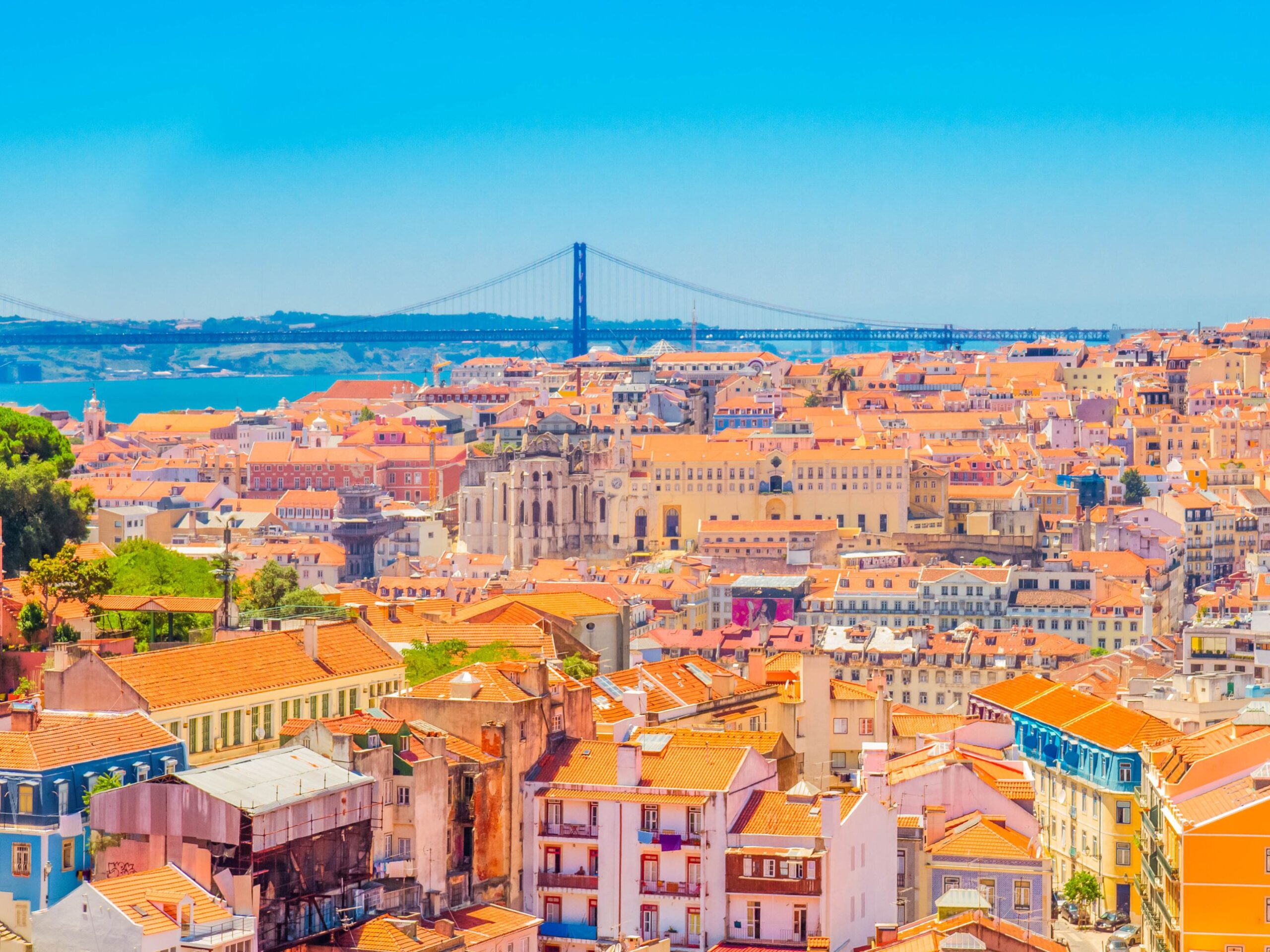 SEMANA SANTA. Lisboa desde Pamplona del 02-06 Abril.