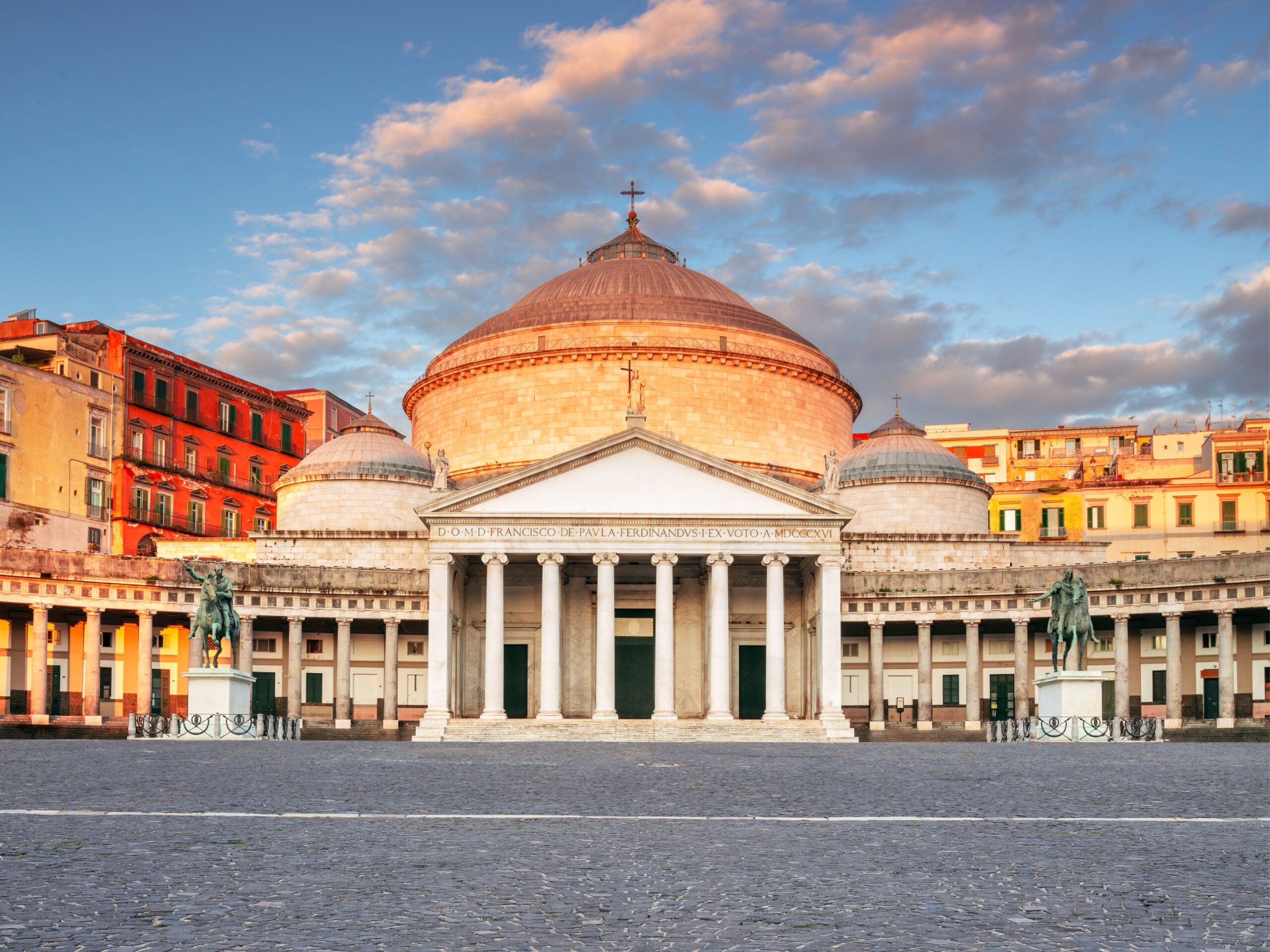 SEMANA SANTA. Nápoles desde Pamplona del 01-06 Abril.