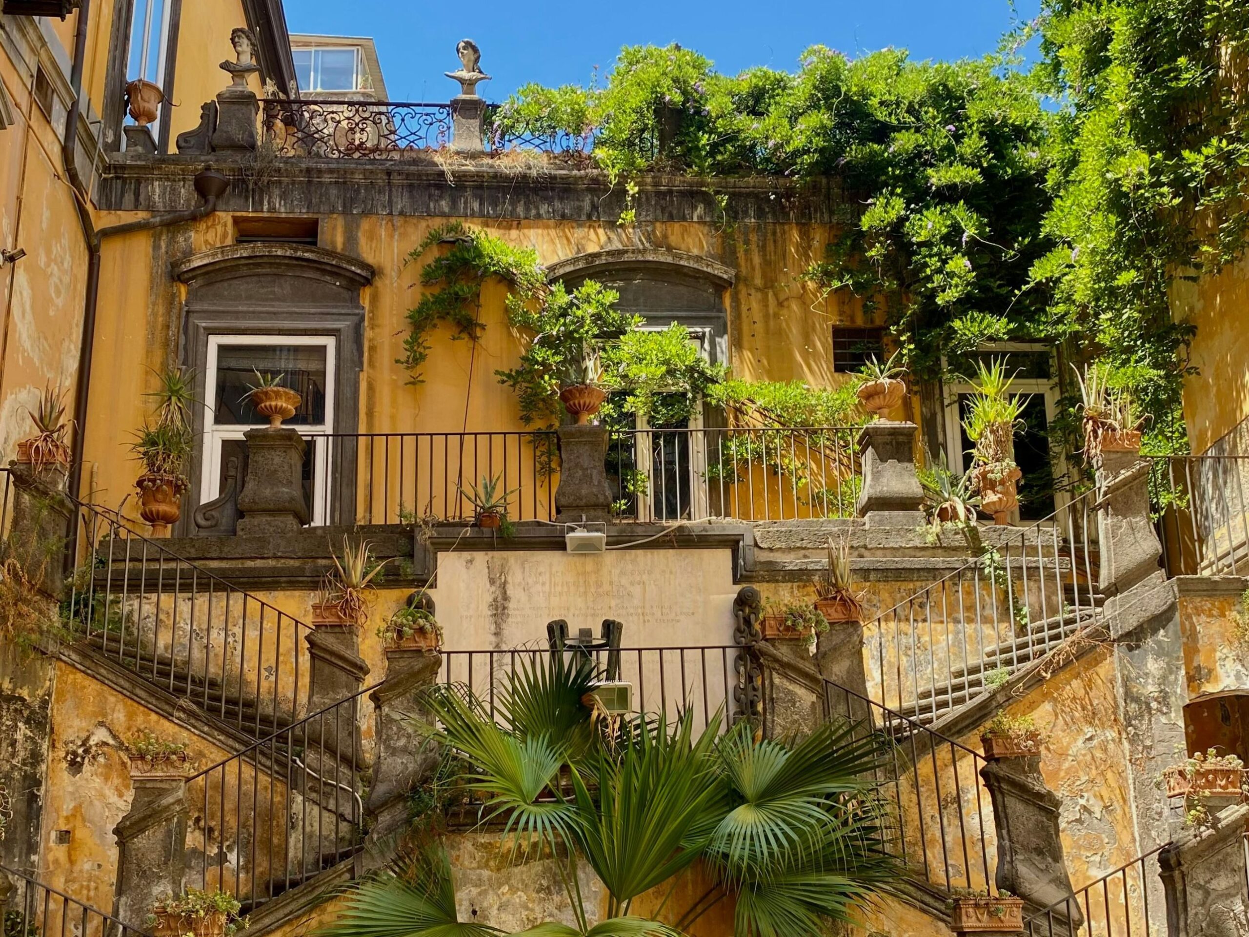SEMANA SANTA. Nápoles desde Pamplona del 01-06 Abril.