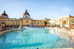 SEMANA SANTA. Budapest desde Vitoria del 02-06 Abril.
