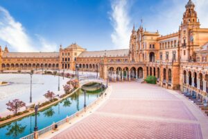 Andalucía en avión desde Bilbao. Varias fechas.