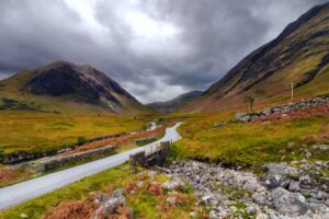 Escocia y Tierras altas desde Bilbao y Zaragoza. Varias fechas.