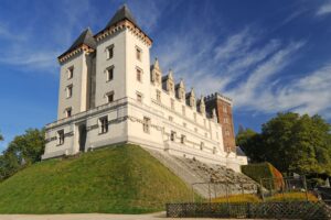 Turismo Navarra: EN EL CORAZON DE LA HISTORIA, VALLES SIN FRONTERAS